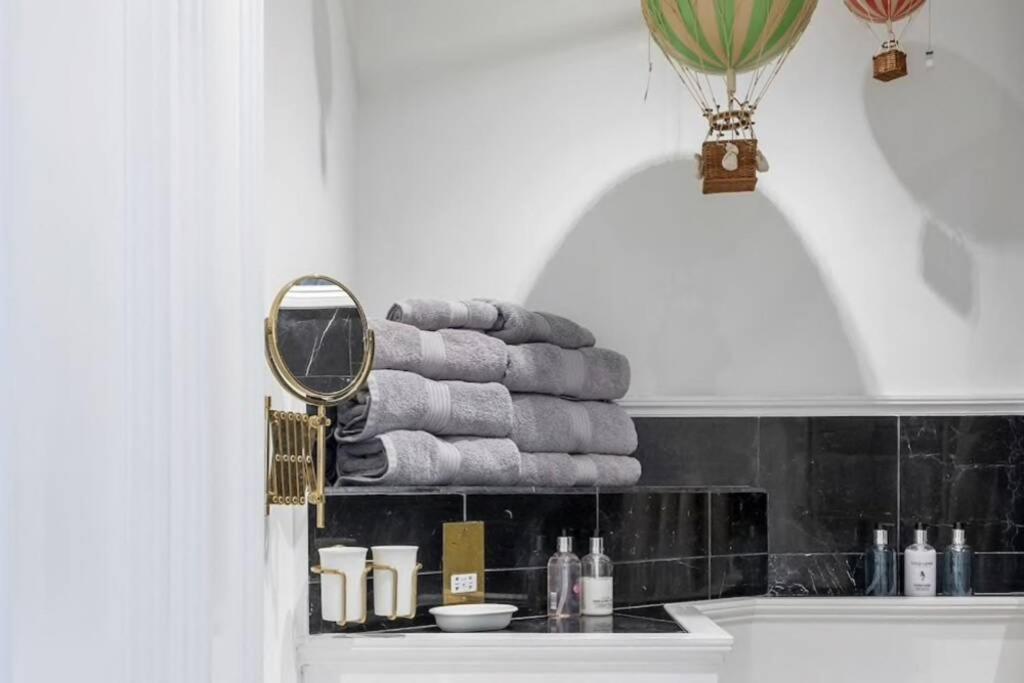 Georgian Apartment Located In The Center Of Bath. Dış mekan fotoğraf