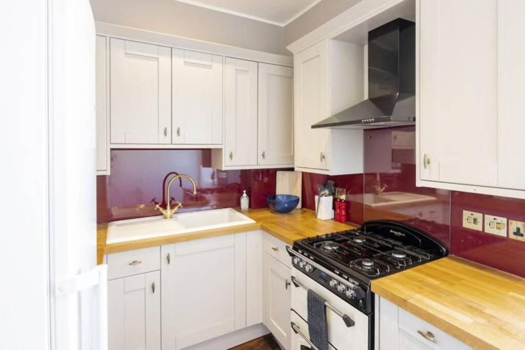 Georgian Apartment Located In The Center Of Bath. Dış mekan fotoğraf