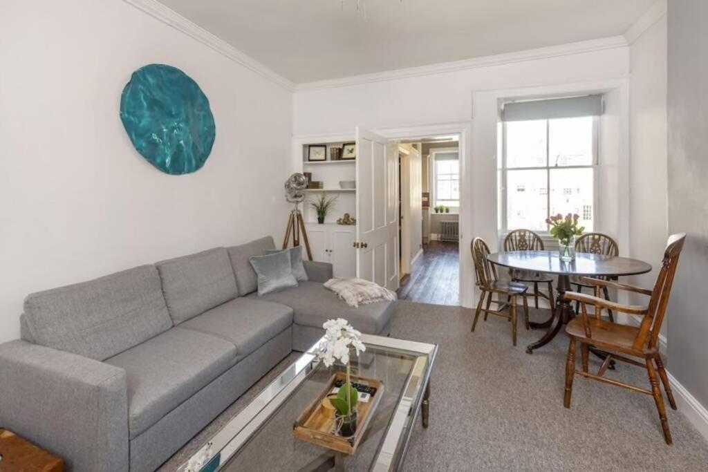 Georgian Apartment Located In The Center Of Bath. Dış mekan fotoğraf